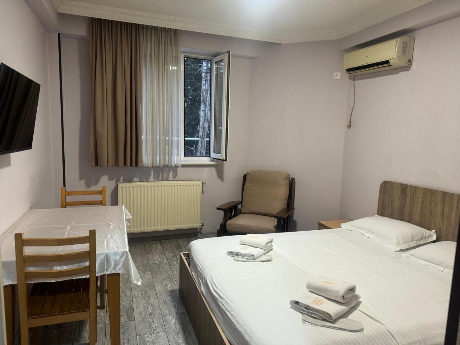Hotel Skib Tbilisi Ngoại thất bức ảnh
