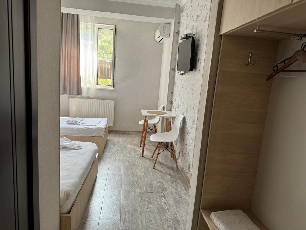 Hotel Skib Tbilisi Ngoại thất bức ảnh