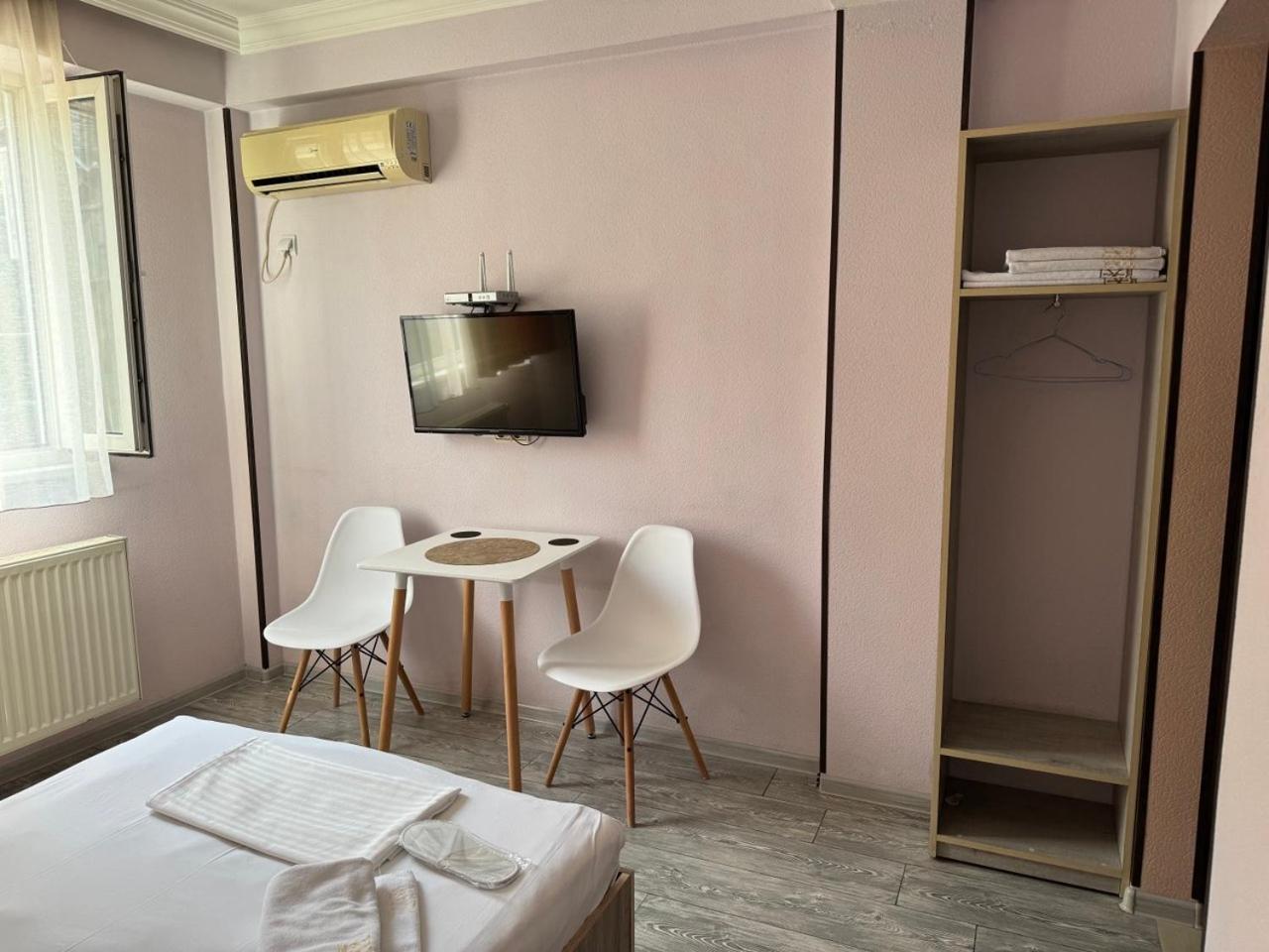 Hotel Skib Tbilisi Ngoại thất bức ảnh