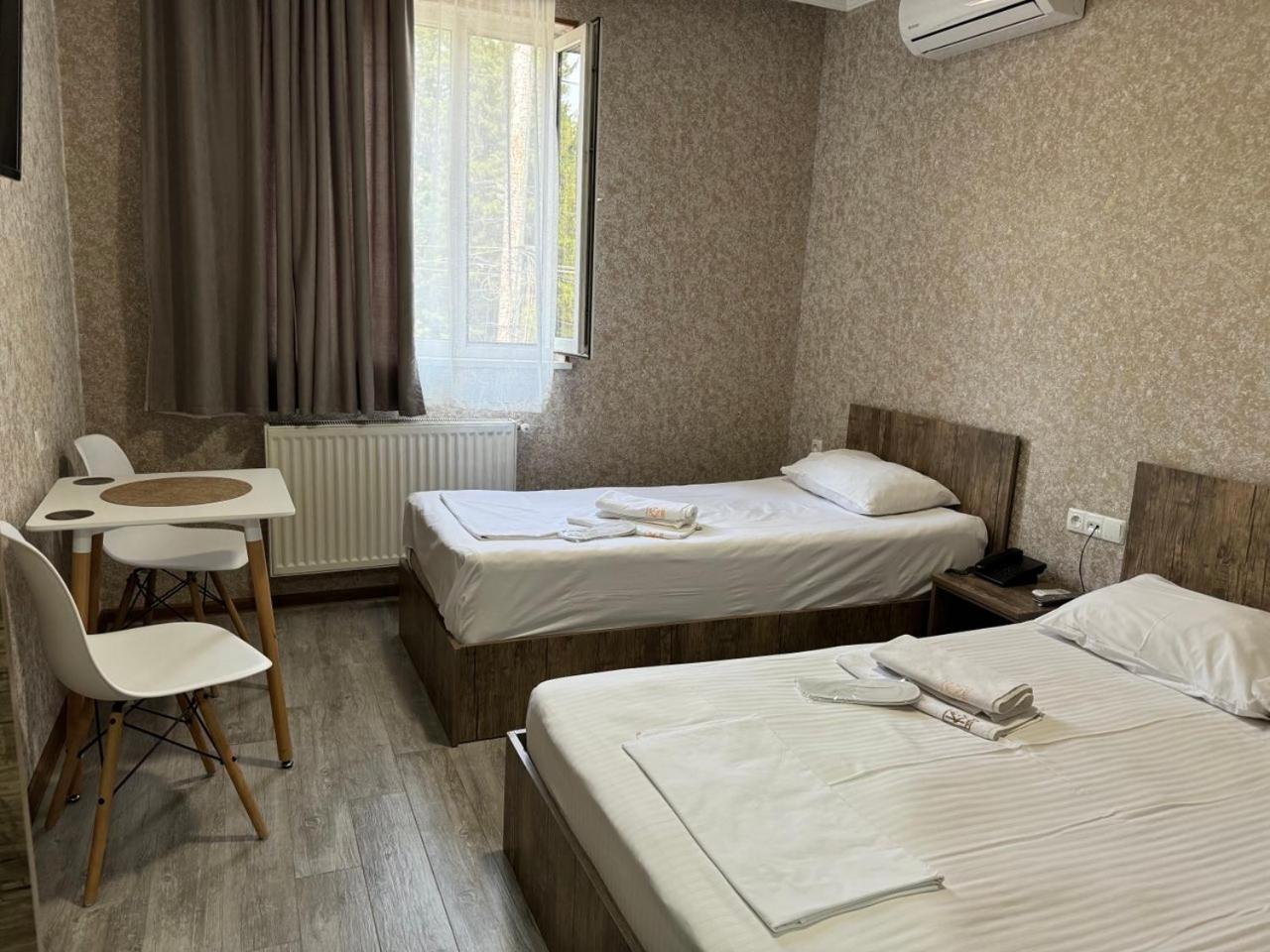 Hotel Skib Tbilisi Ngoại thất bức ảnh